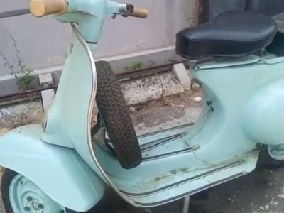 Vespa PTS 1977