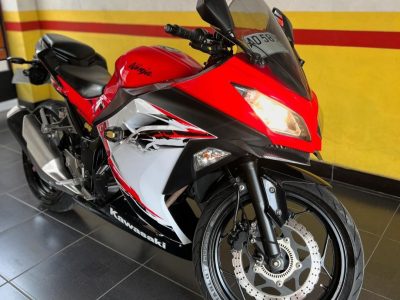 Kawasaki ninja 250 fi SE 2012