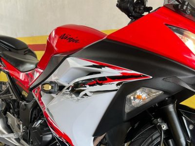 Kawasaki ninja 250 fi SE 2012