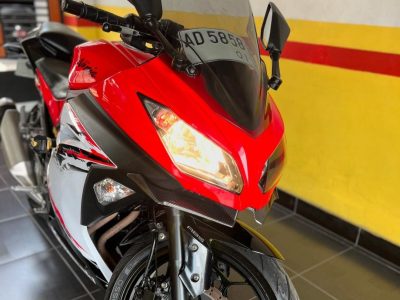 Kawasaki ninja 250 fi SE 2012