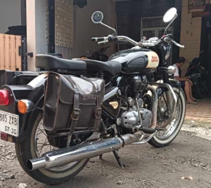 Royal Enfield 2016