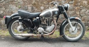 Motor antik solo